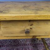 Table à manger vintage en pin baltique rustique, années 1930