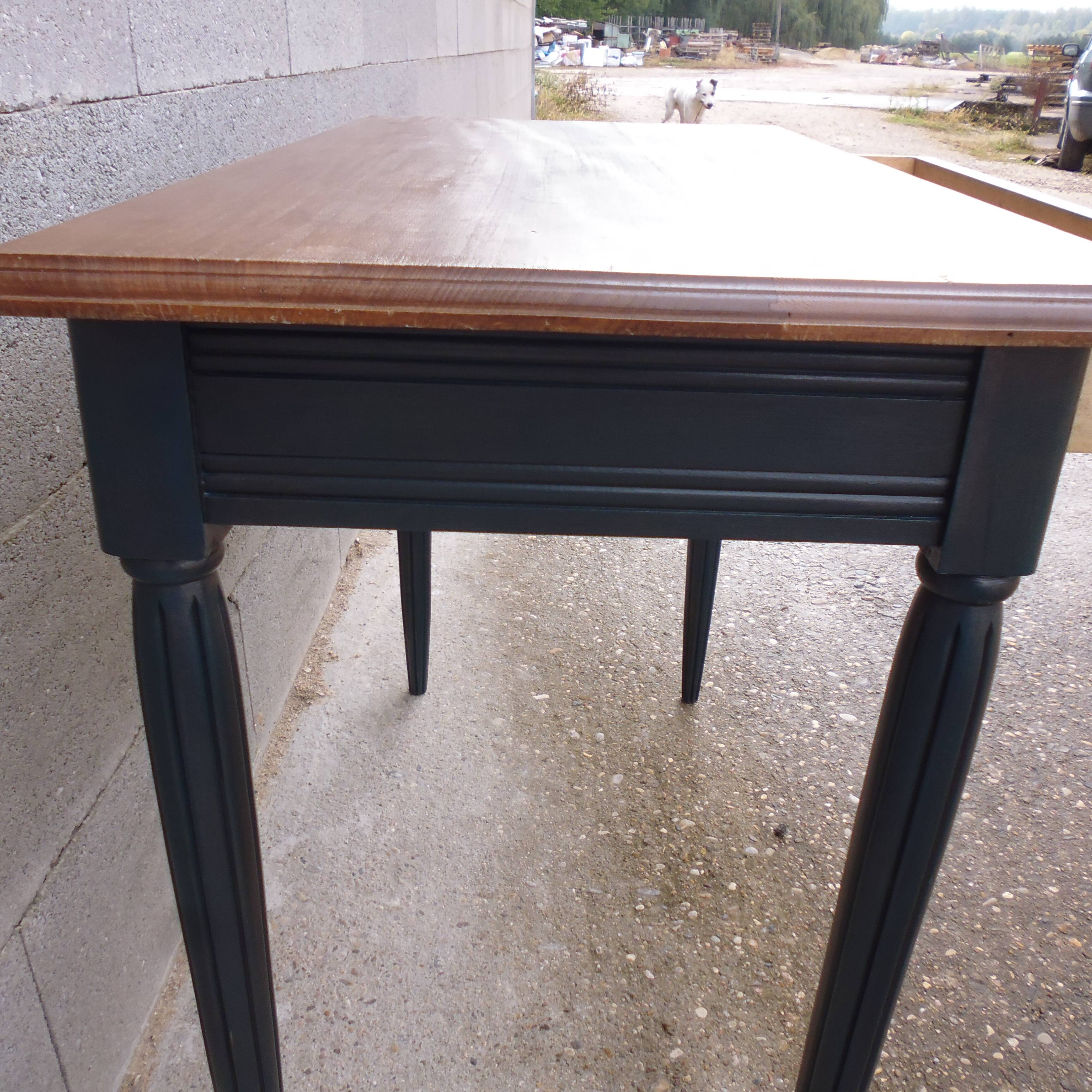 Small desk or side table with 30s Art Deco drawer