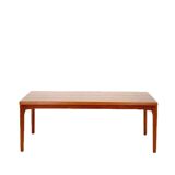 Table basse en teck danois Henning Kjaernulf