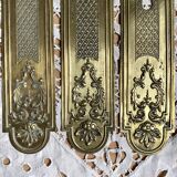 Antique brass cleanliness plates
