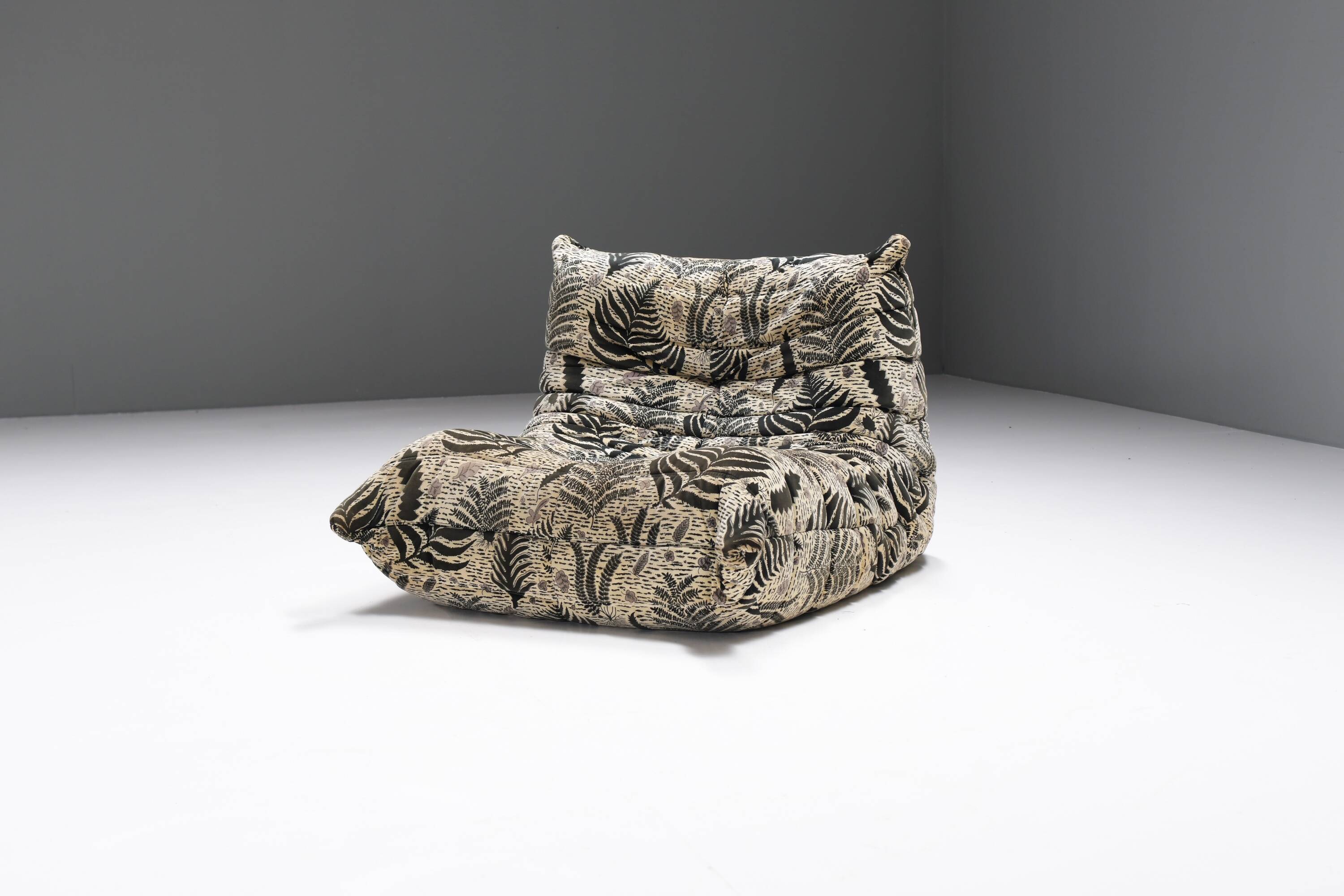 Stunning vintage TOGO Limited Edition by Michel Ducaroy for Ligne Roset France