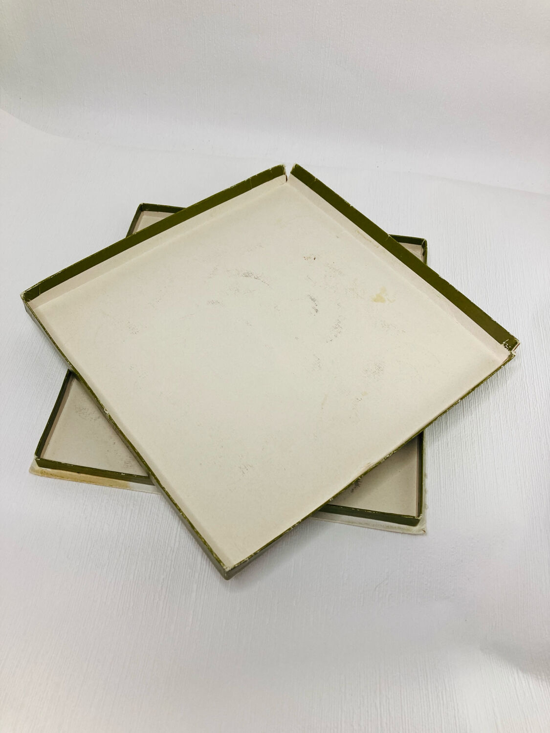 Christofle "Rosace" silver-plated trivet - With gold box
