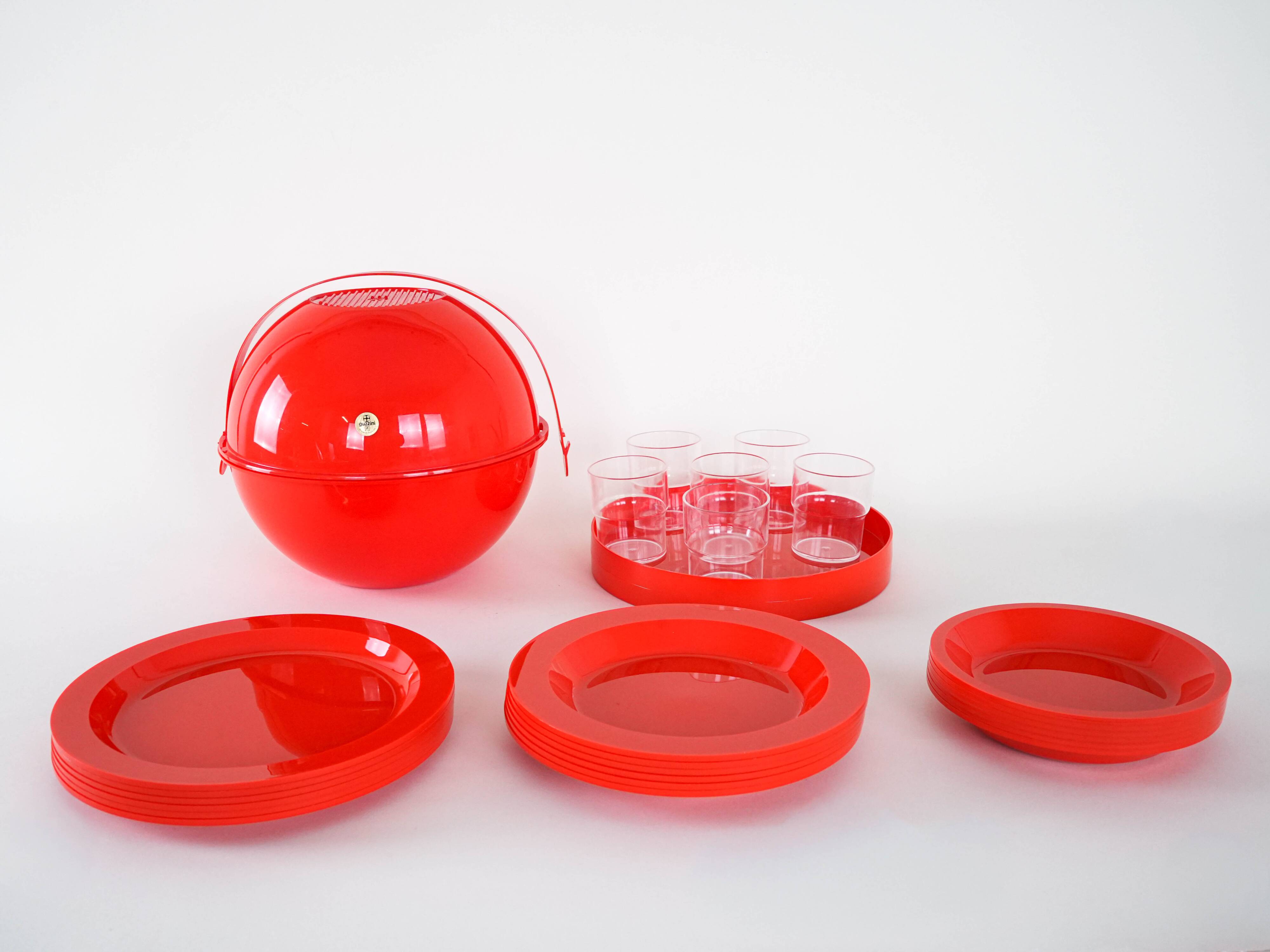 Picnic set, Italian design, 1970s, manufactured by Fratelli Guzzini
