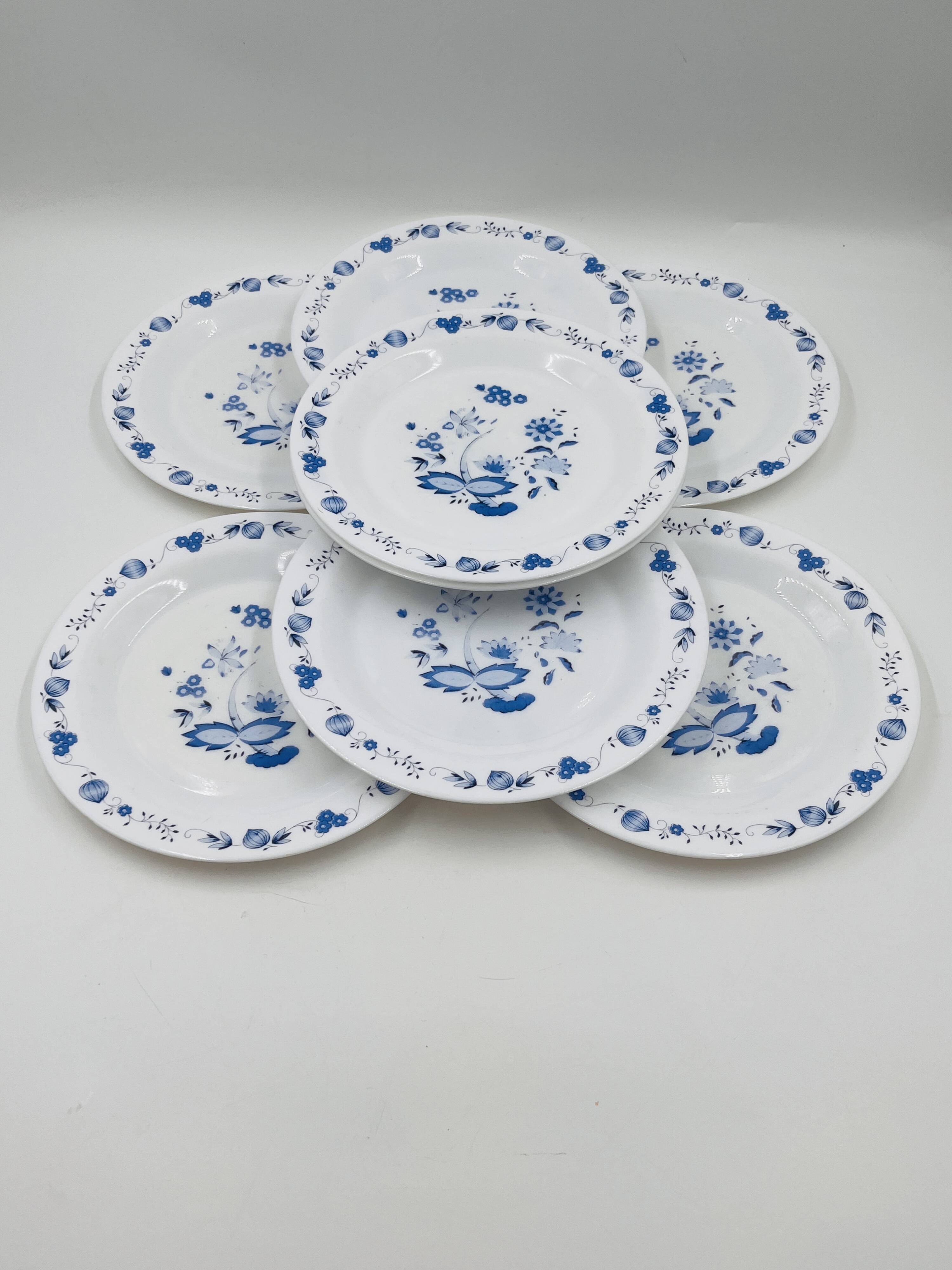 Set of 8 plates, model: Aster