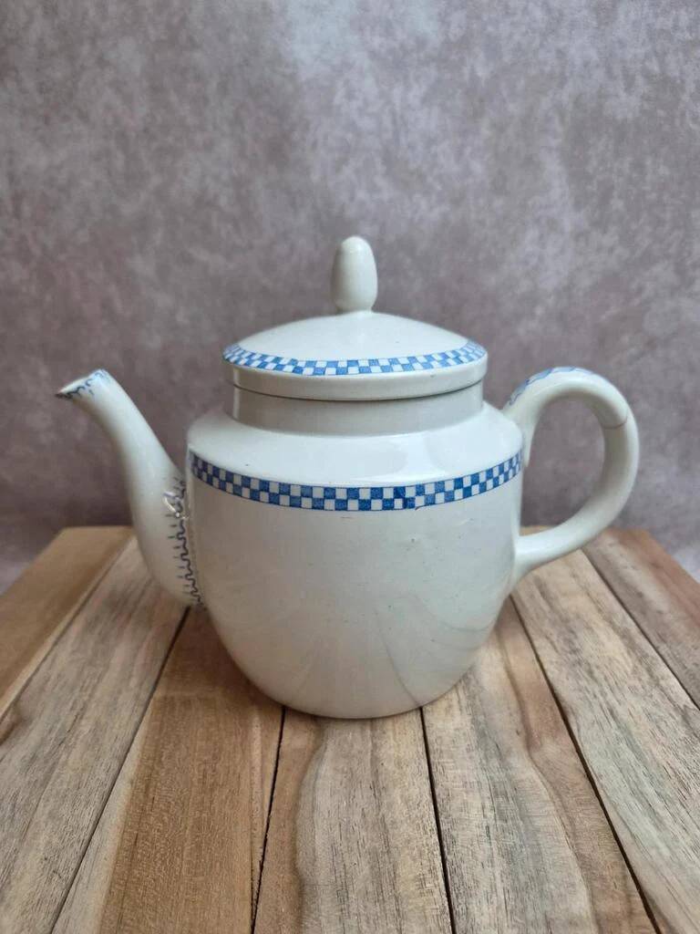 Antique teapot Terre de Fer Opaque from Sarreguemines – Blue checkerboard frieze