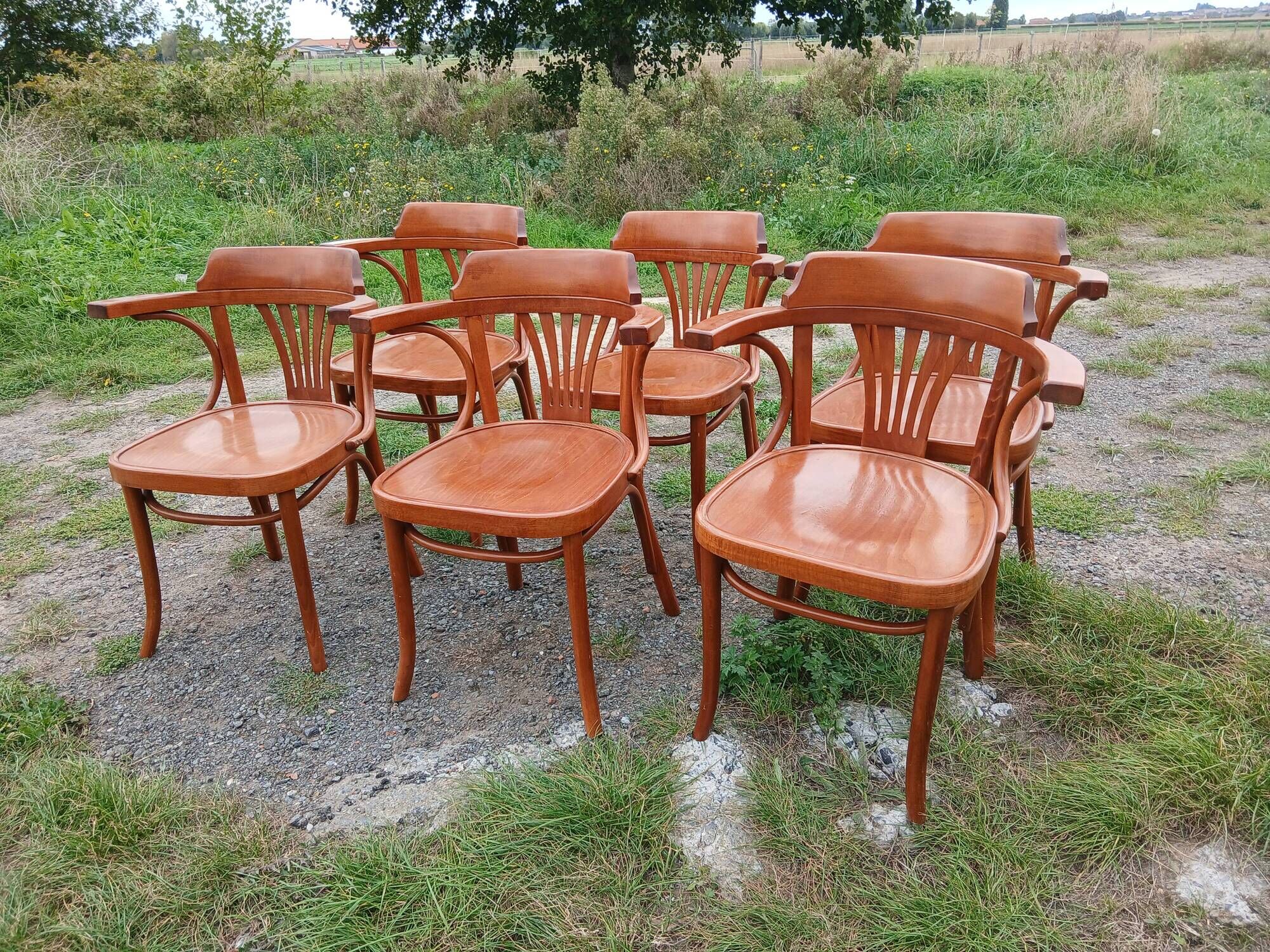 Chaises de bistrot