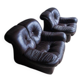 Set of 2 mid-century club chairs in dark brown leather.