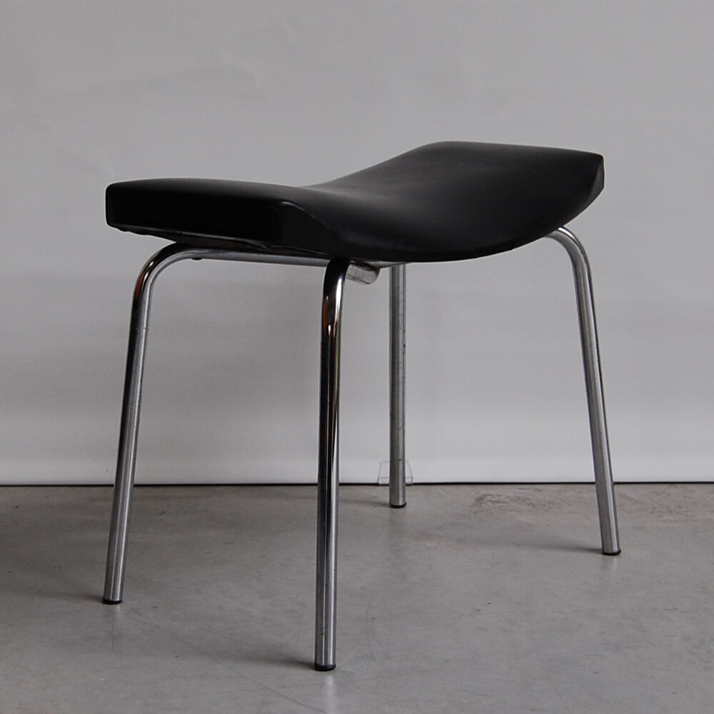 Stool model "Taurus" by Pierre Guariche for Meurop