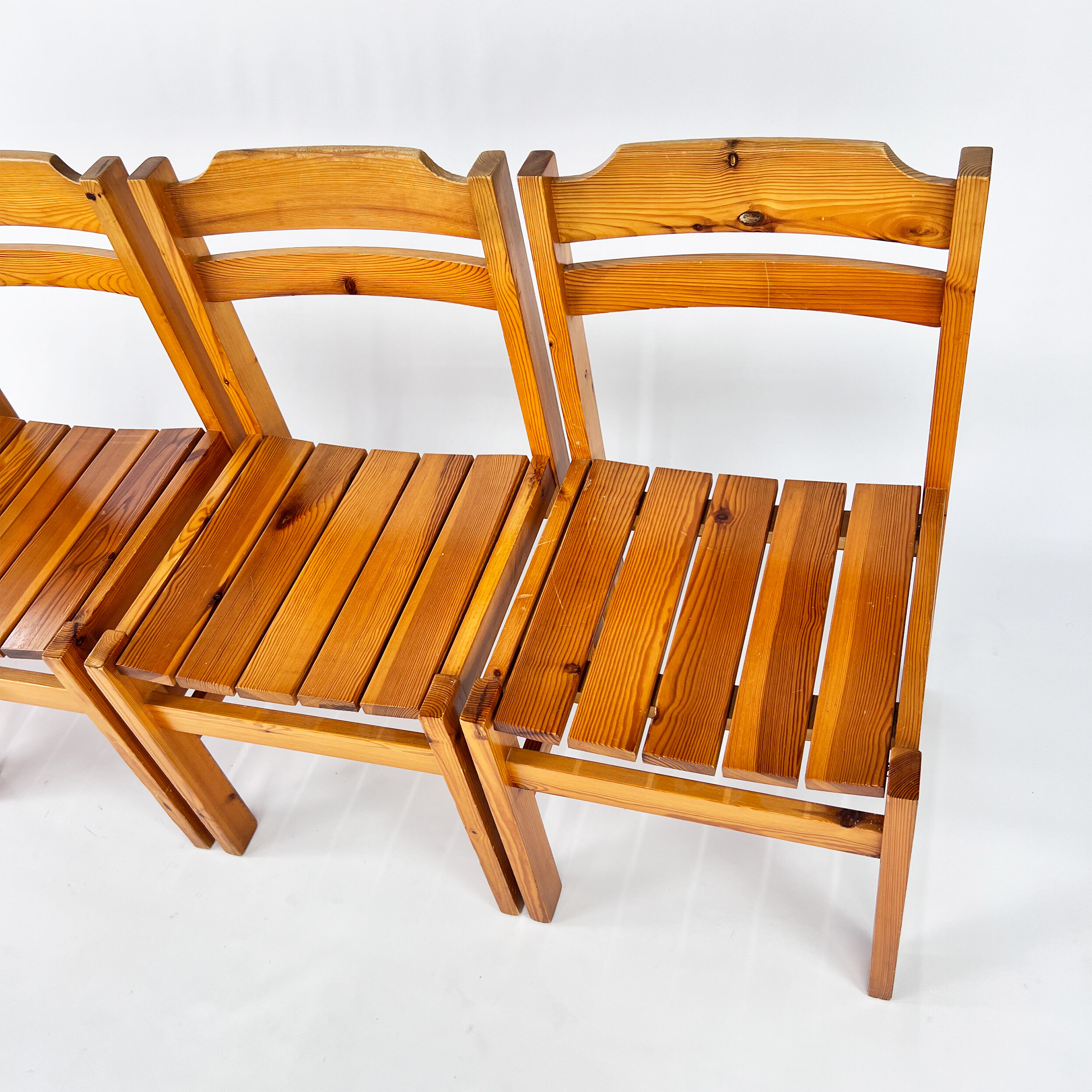 Set of 4 Vintage Pine Chairs, France, 1970s