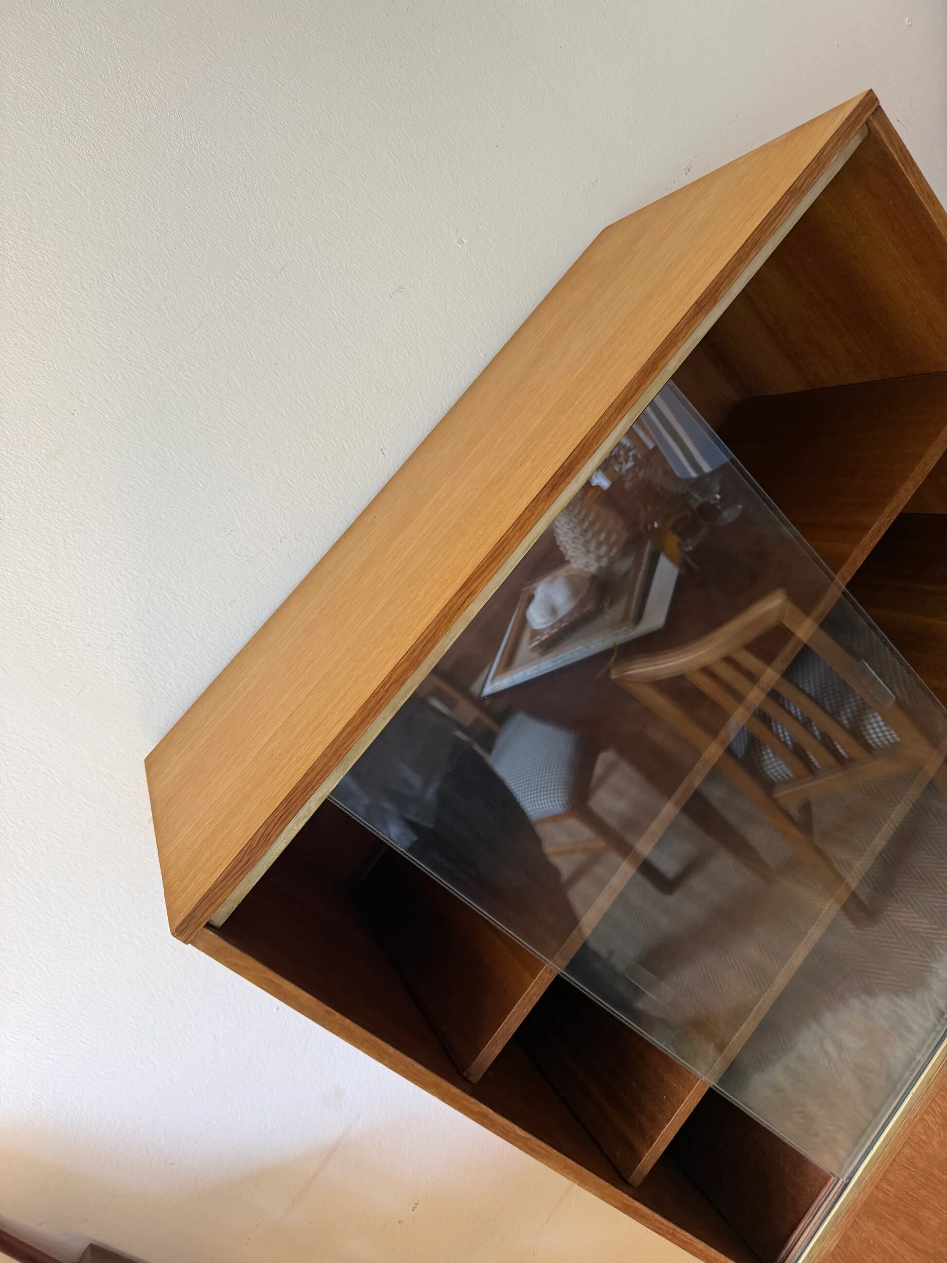 Vaisselier vitrine bibliothèque vintage