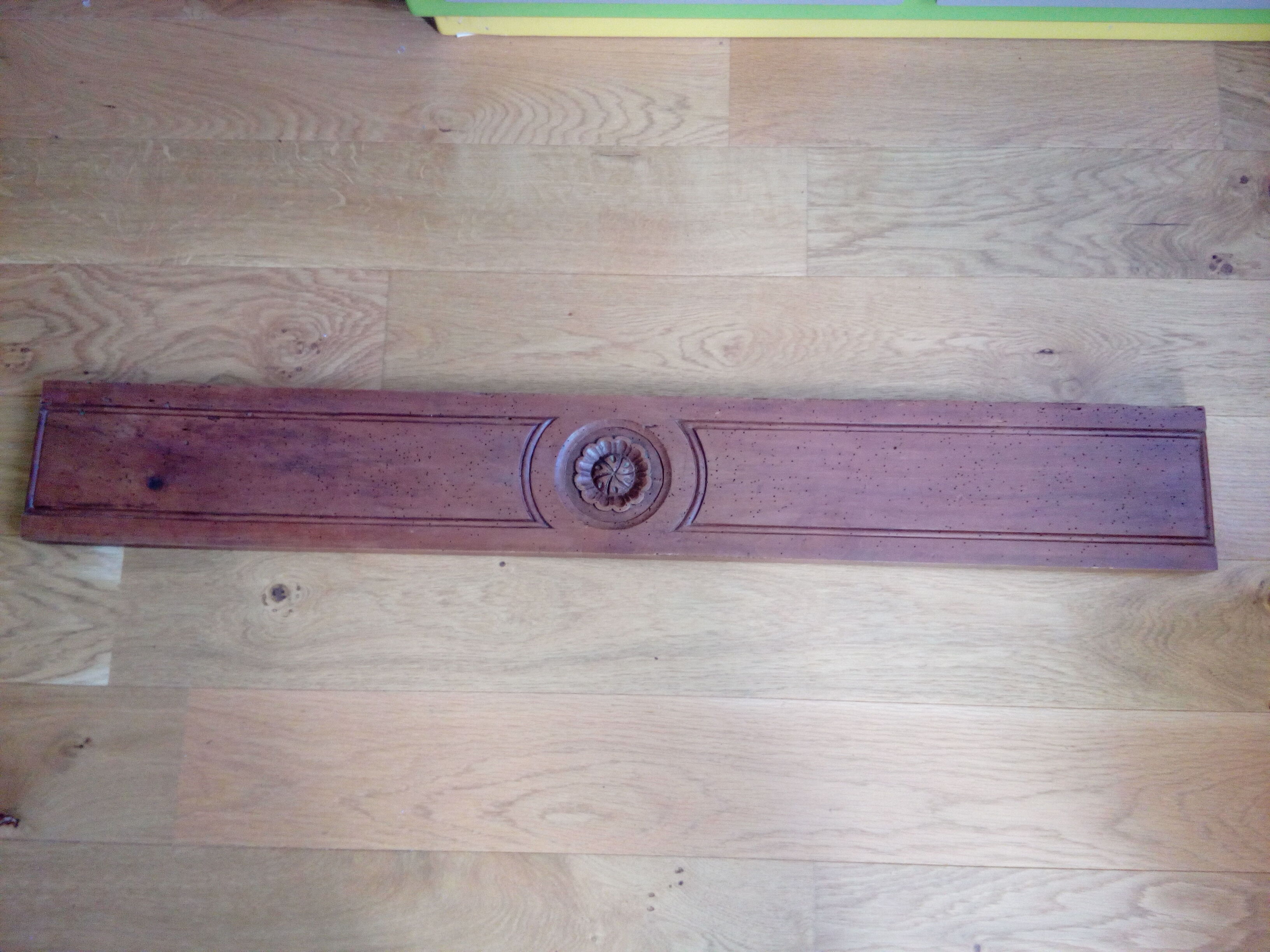 Carved front in solid wood