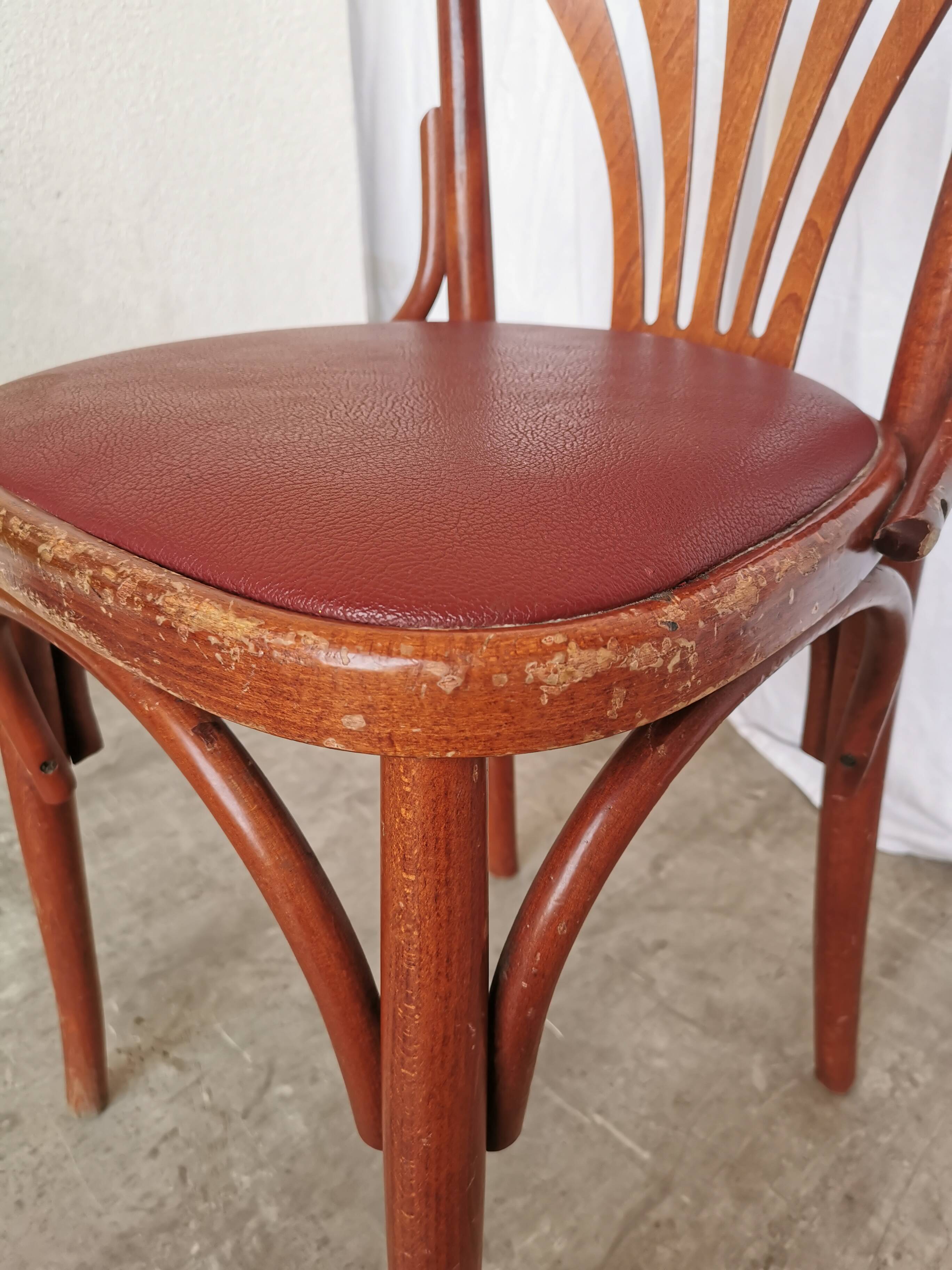 Chaise de salle à manger vintage en bois courbé : dossier éventail style Thonet, pub irlandais des années 1970