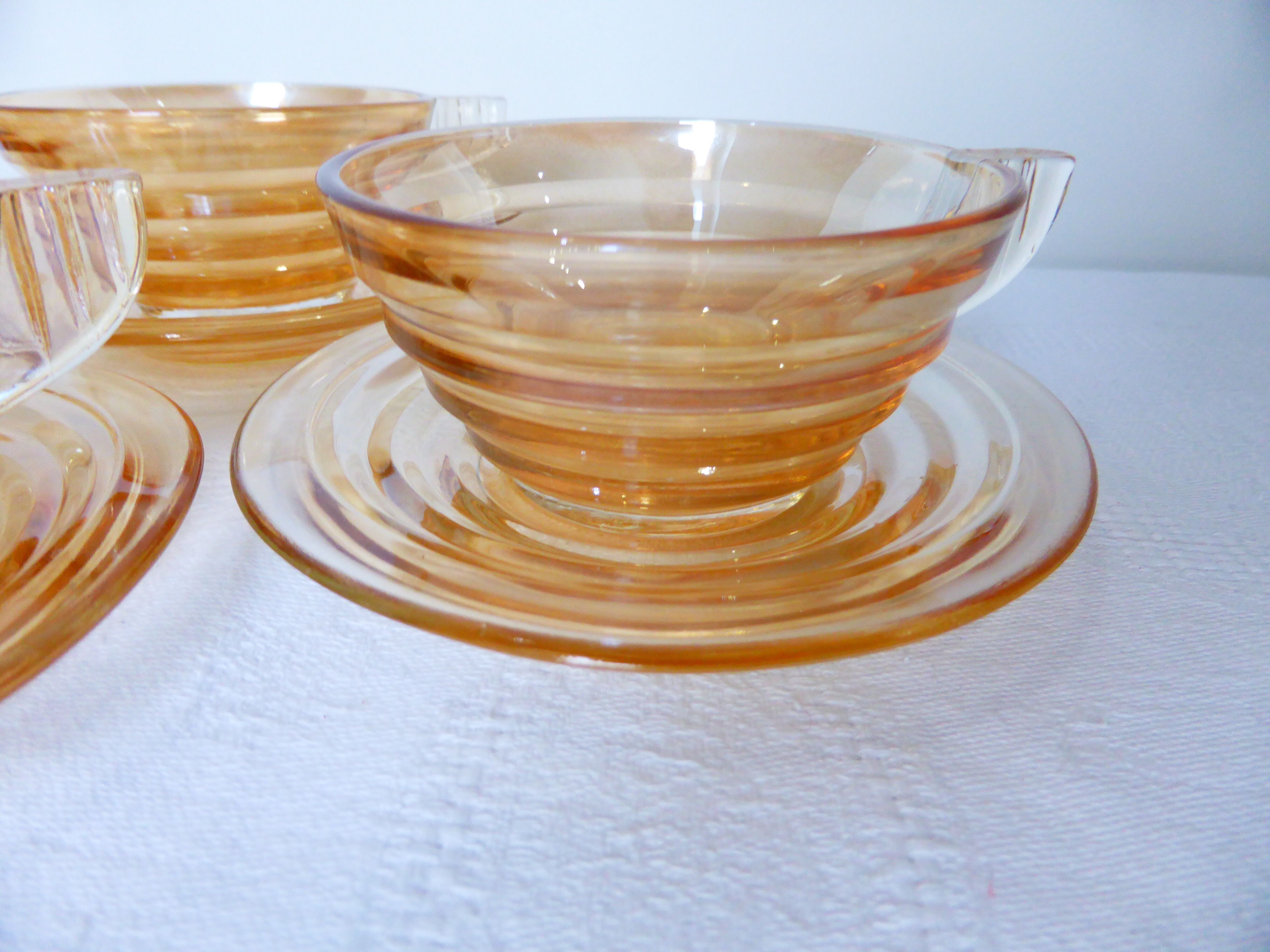 6 gondolo cups and coasters in iridescent pearly glass