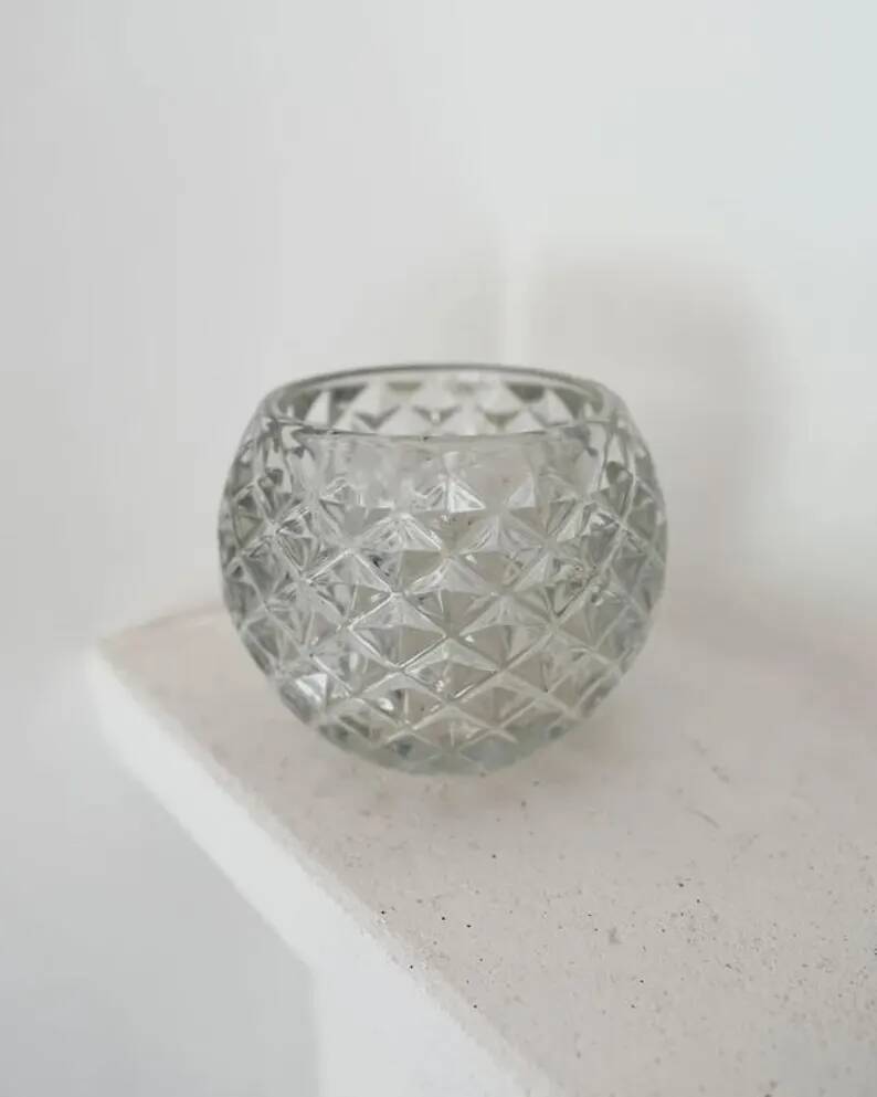 Vintage pressed glass bowl / pocket bowl – diamond pattern – 1960s/70s