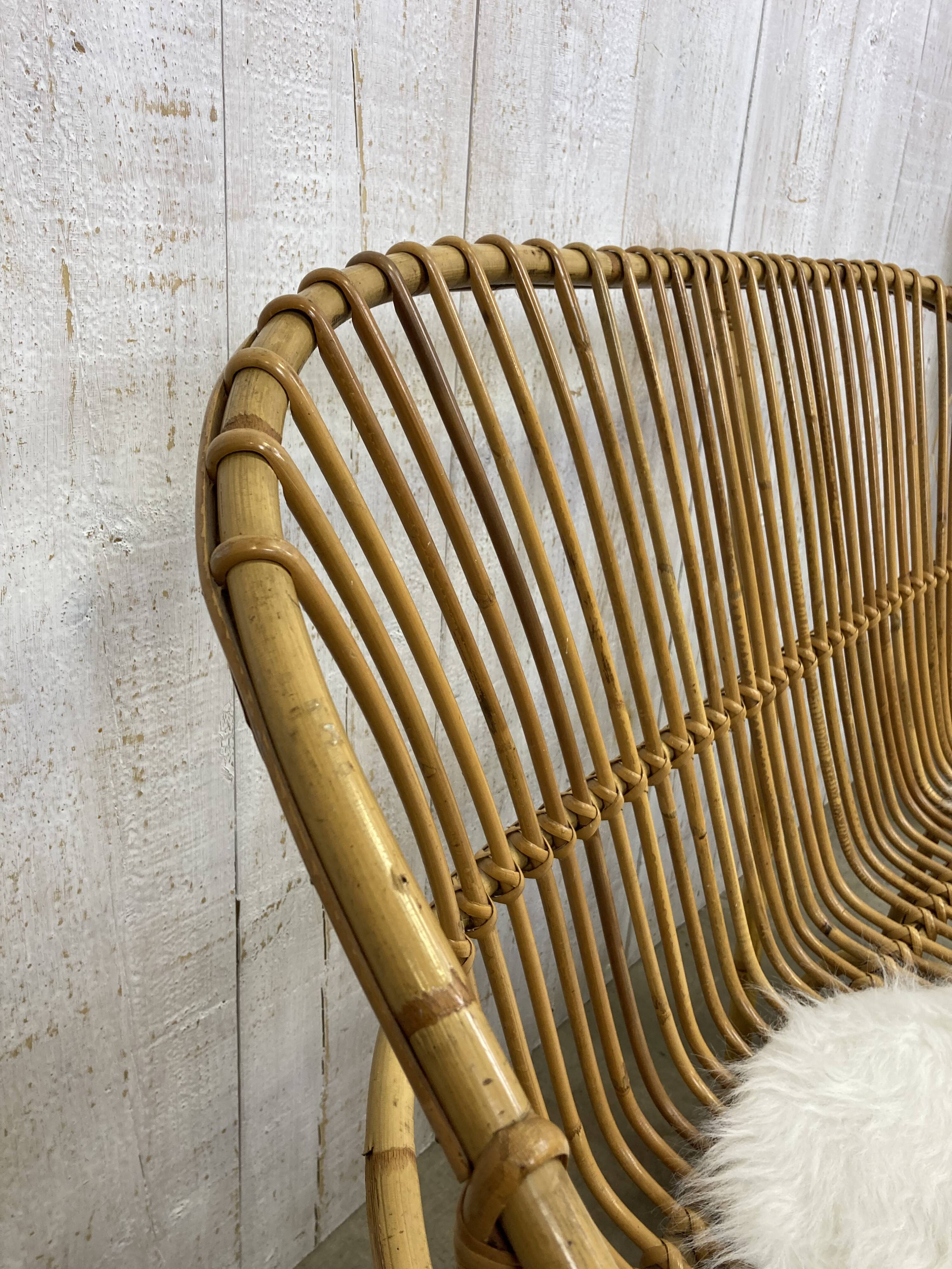 Vintage rattan bench