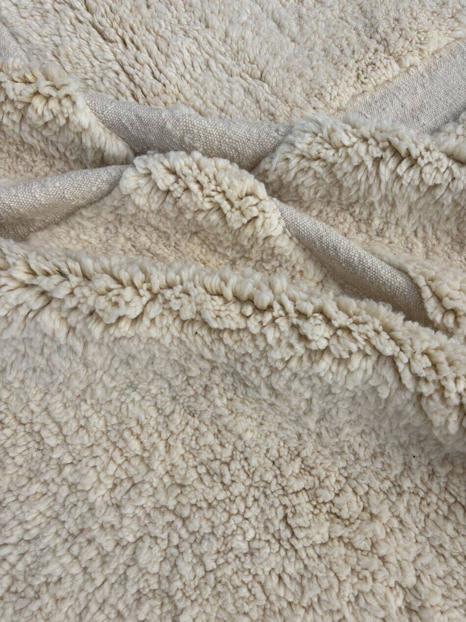 Tapis lain blanc taille 200cmx200cm 6.5ftx6.5ft (moroccan handmade)