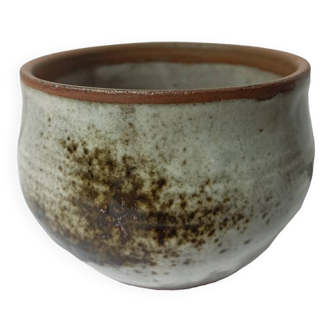 Ceramic pot