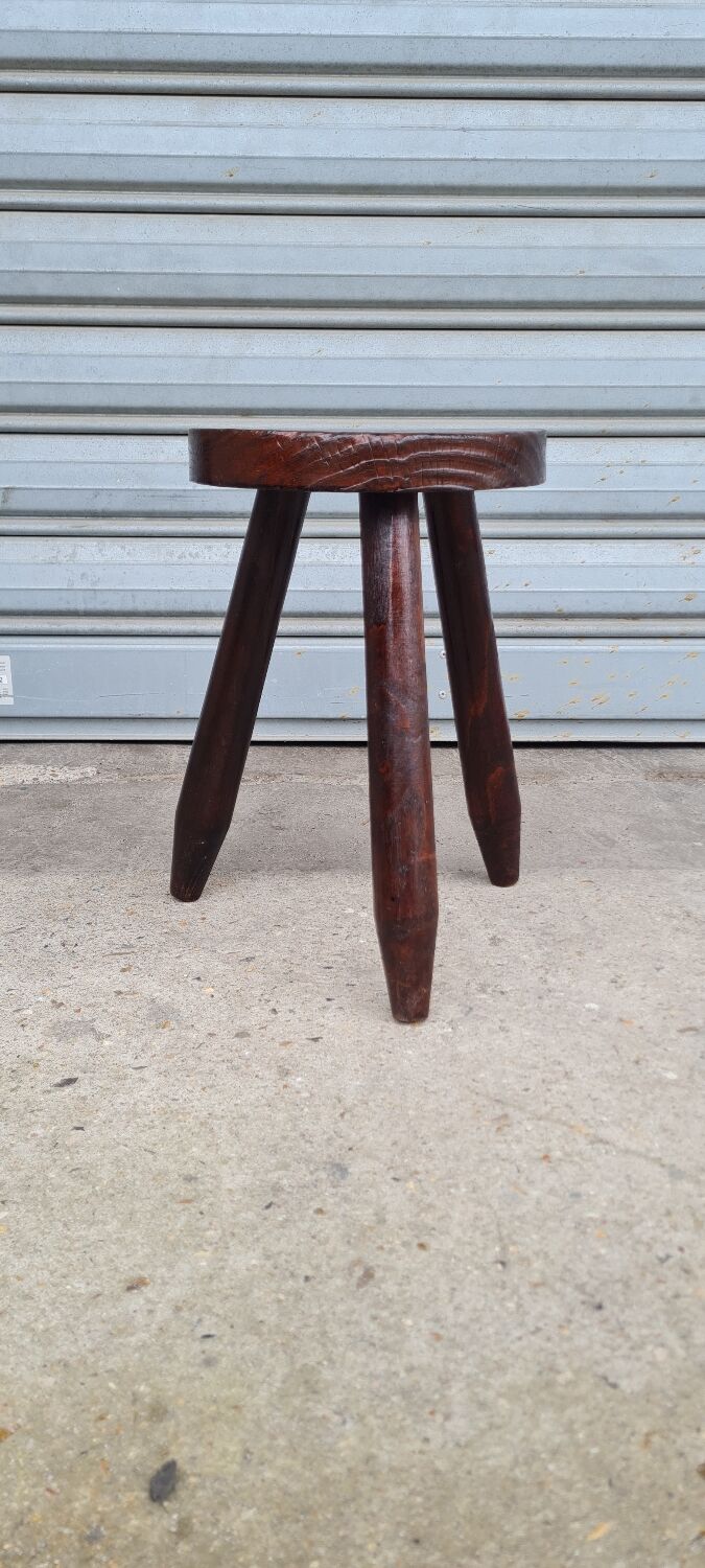 Tripod stool