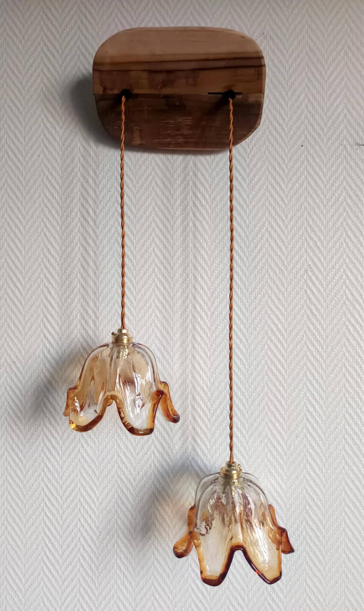 Pair of Murano glass tulip suspensions from 1970.