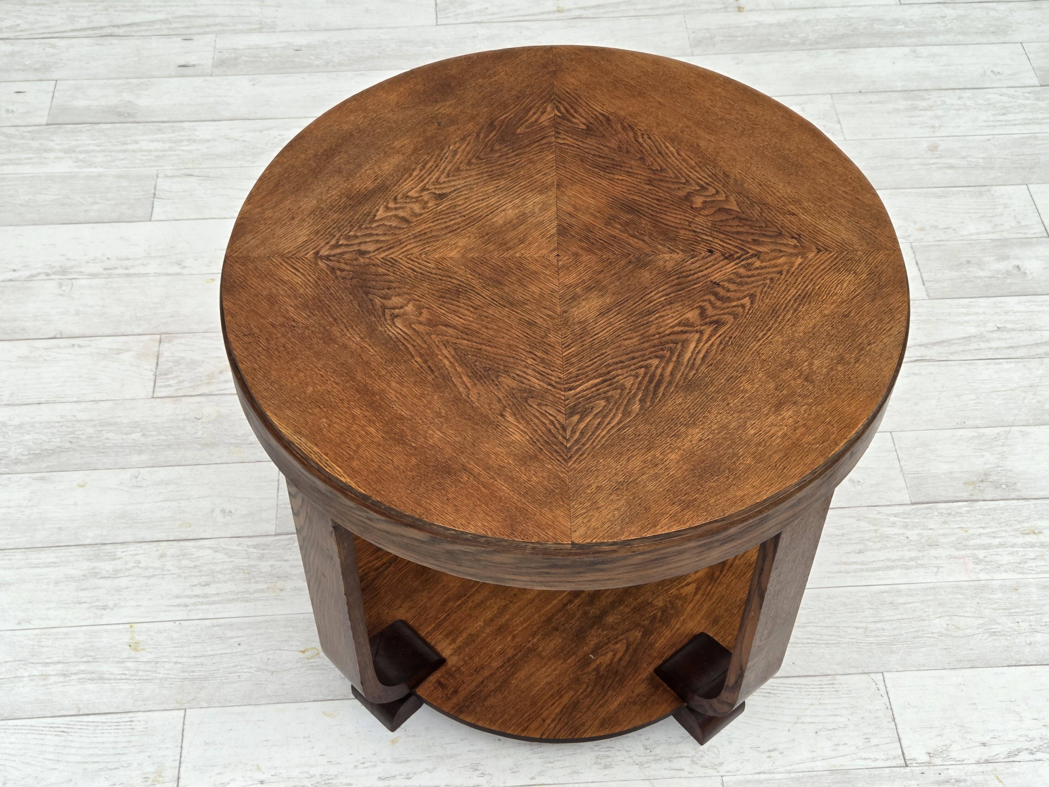 1950s, Danish artdeco coffee table, oak wood.