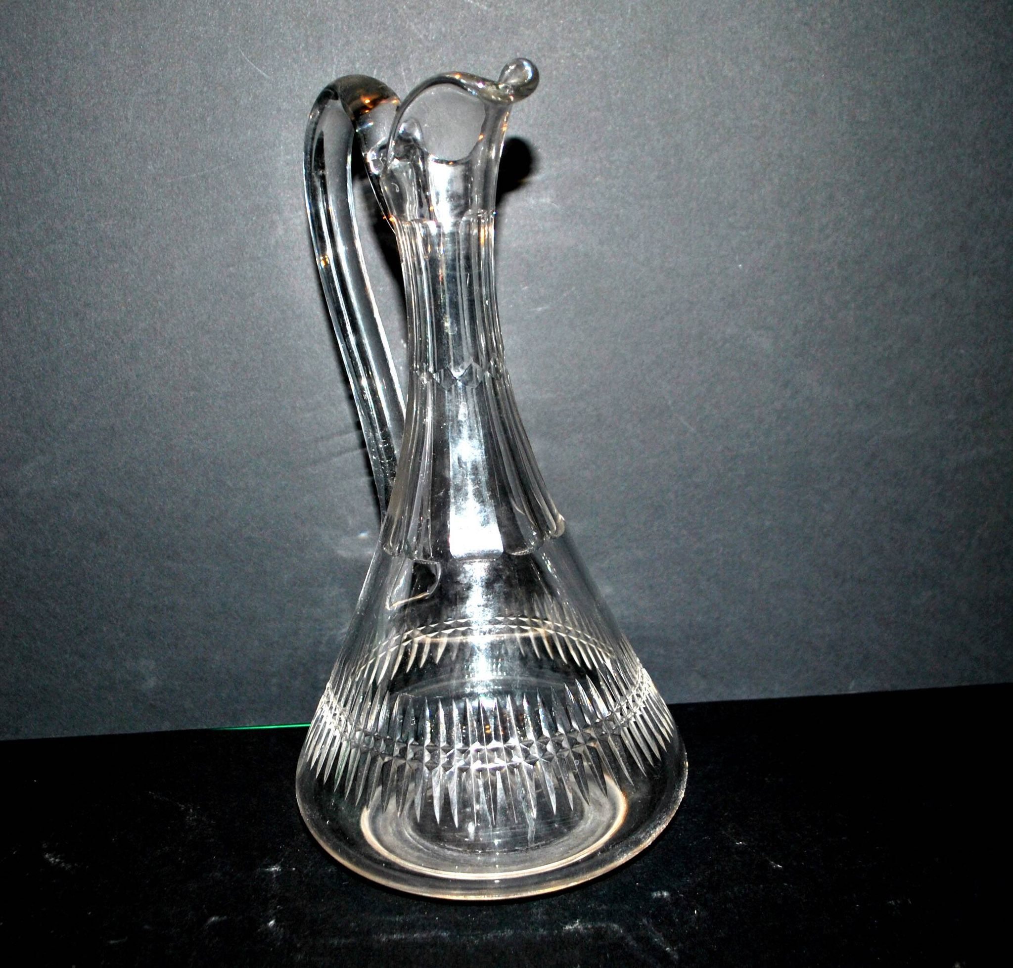 Carafe en cristal de Baccarat modèle Gondole, 1907