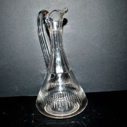 Carafe en cristal de Baccarat modèle Gondole, 1907