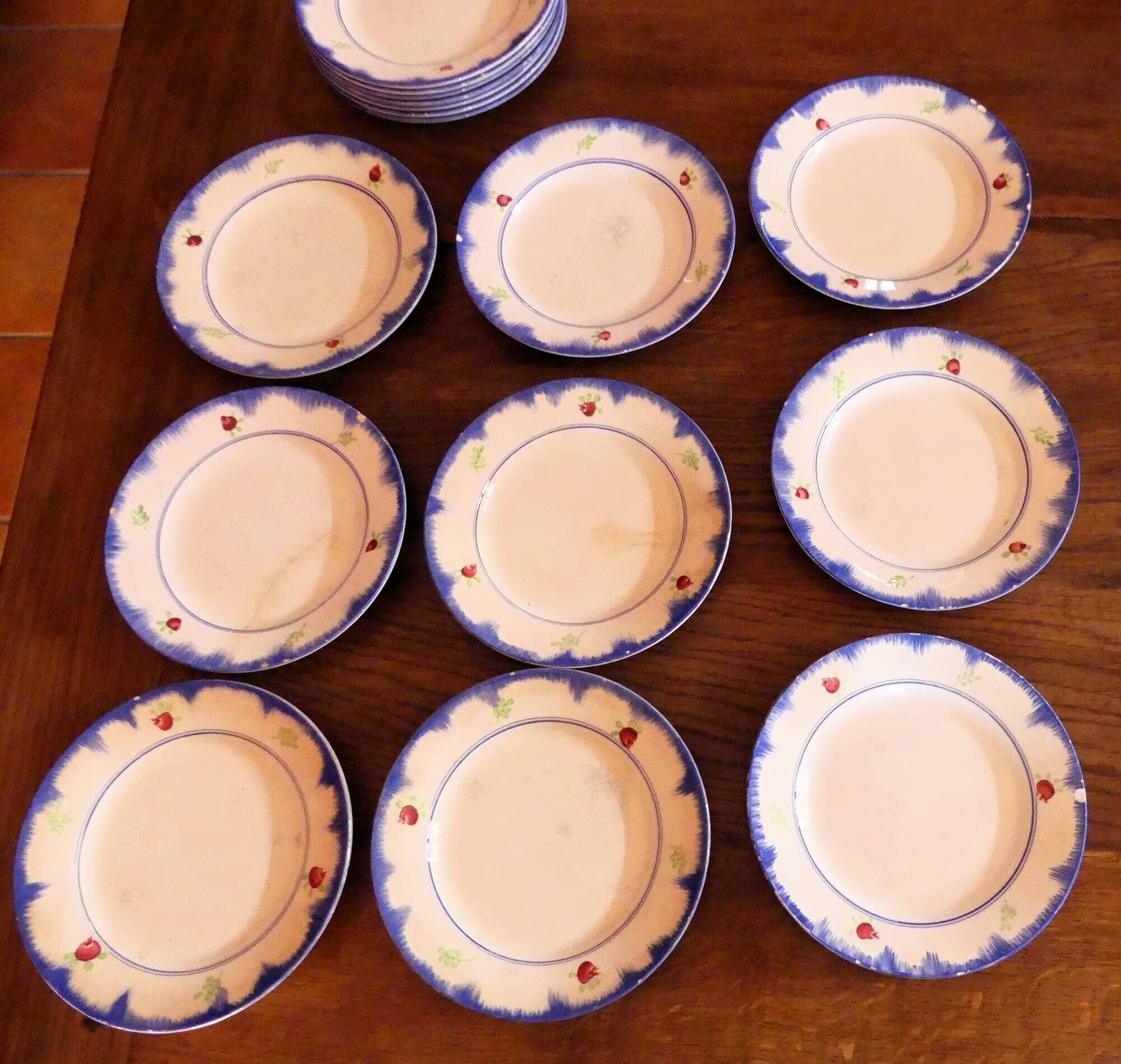 Service of 53 pieces from Gien, model "Bagatelle" (plates, dishes, salad bowls)