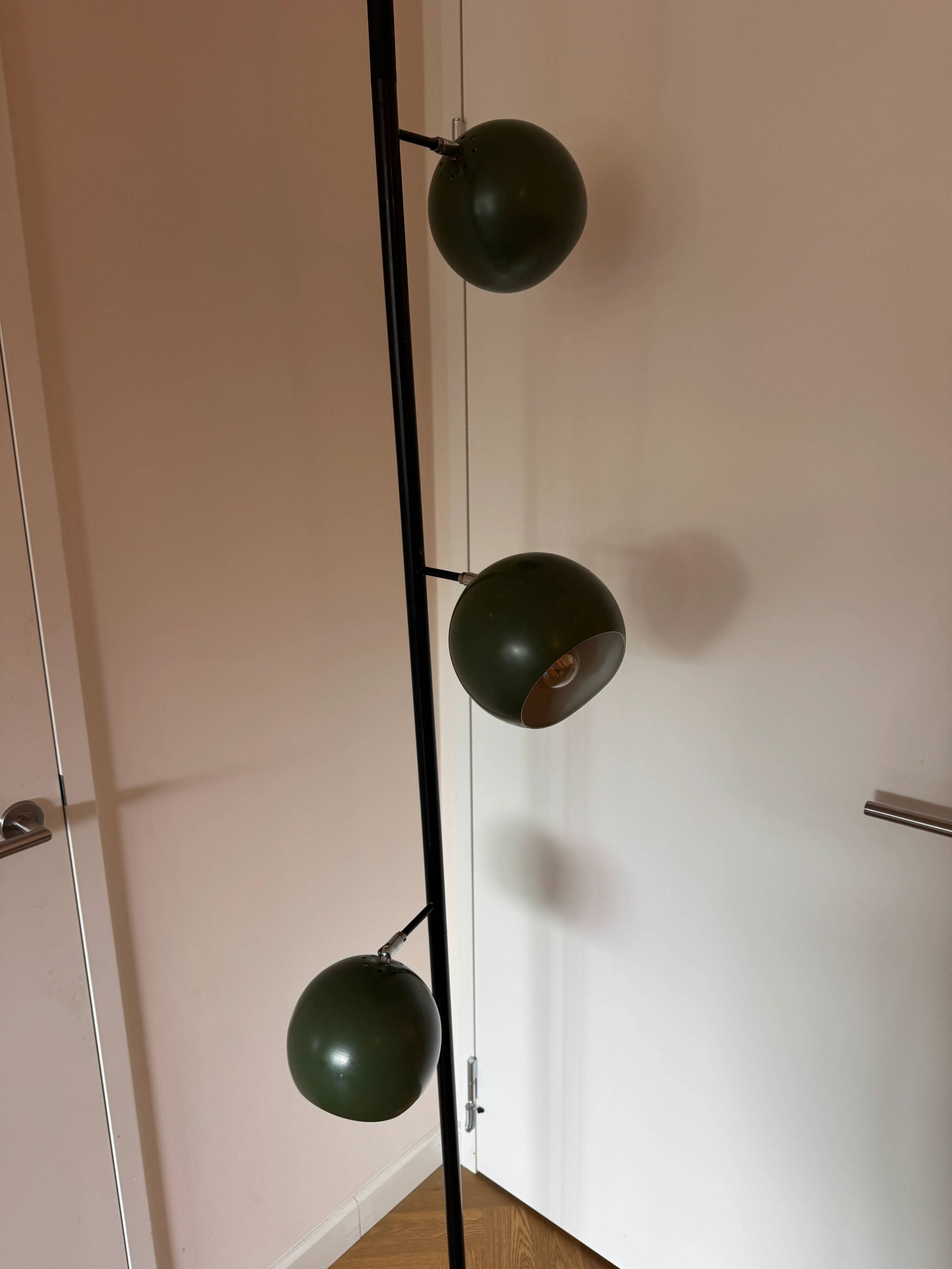 Three-headed "eyeball" floor-to-ceiling lamp, mid-century modern.
