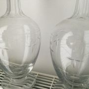 Paire de carafes en cristal vintage