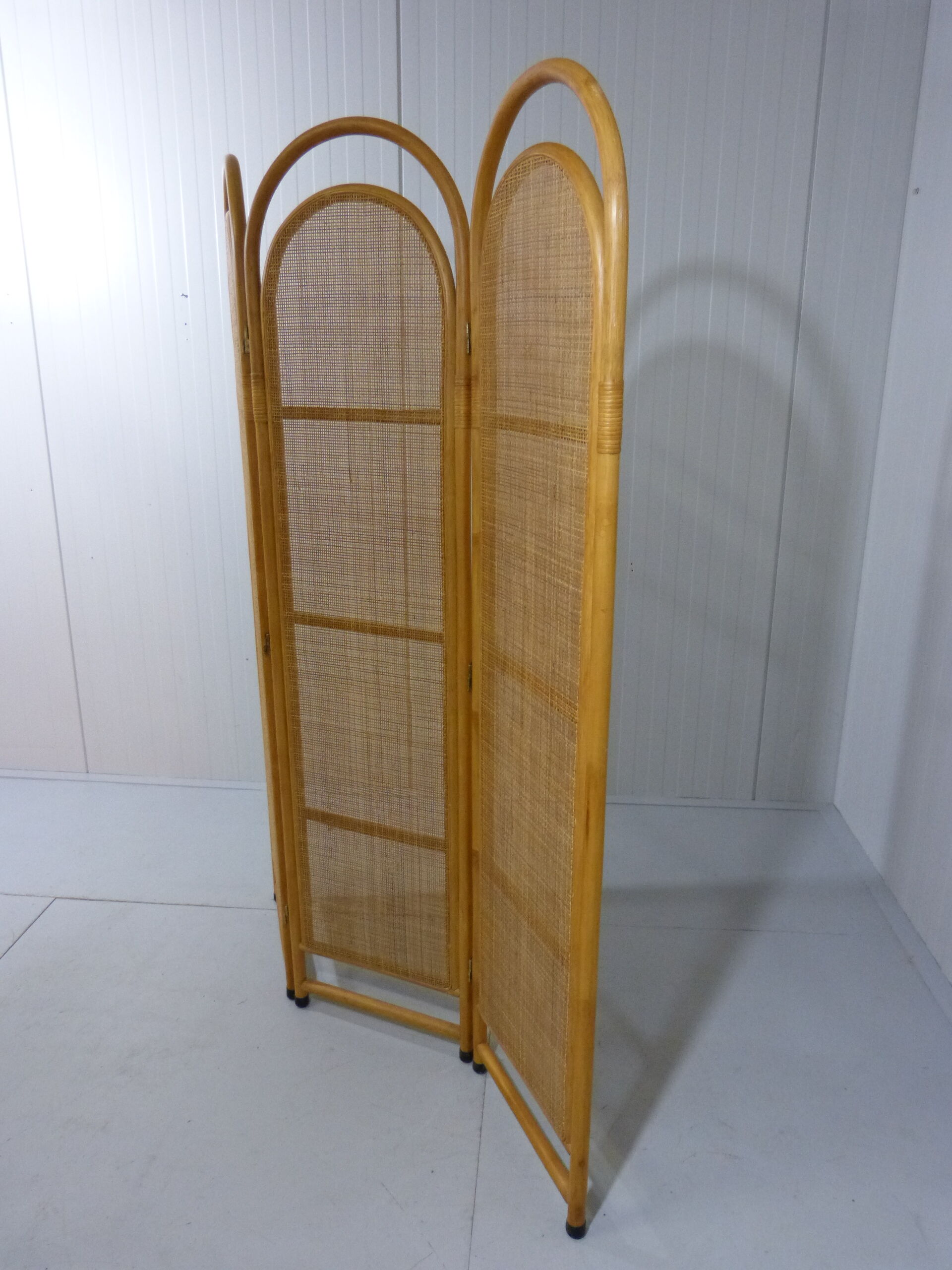 Rattan & wicker folding screen, 1980’s