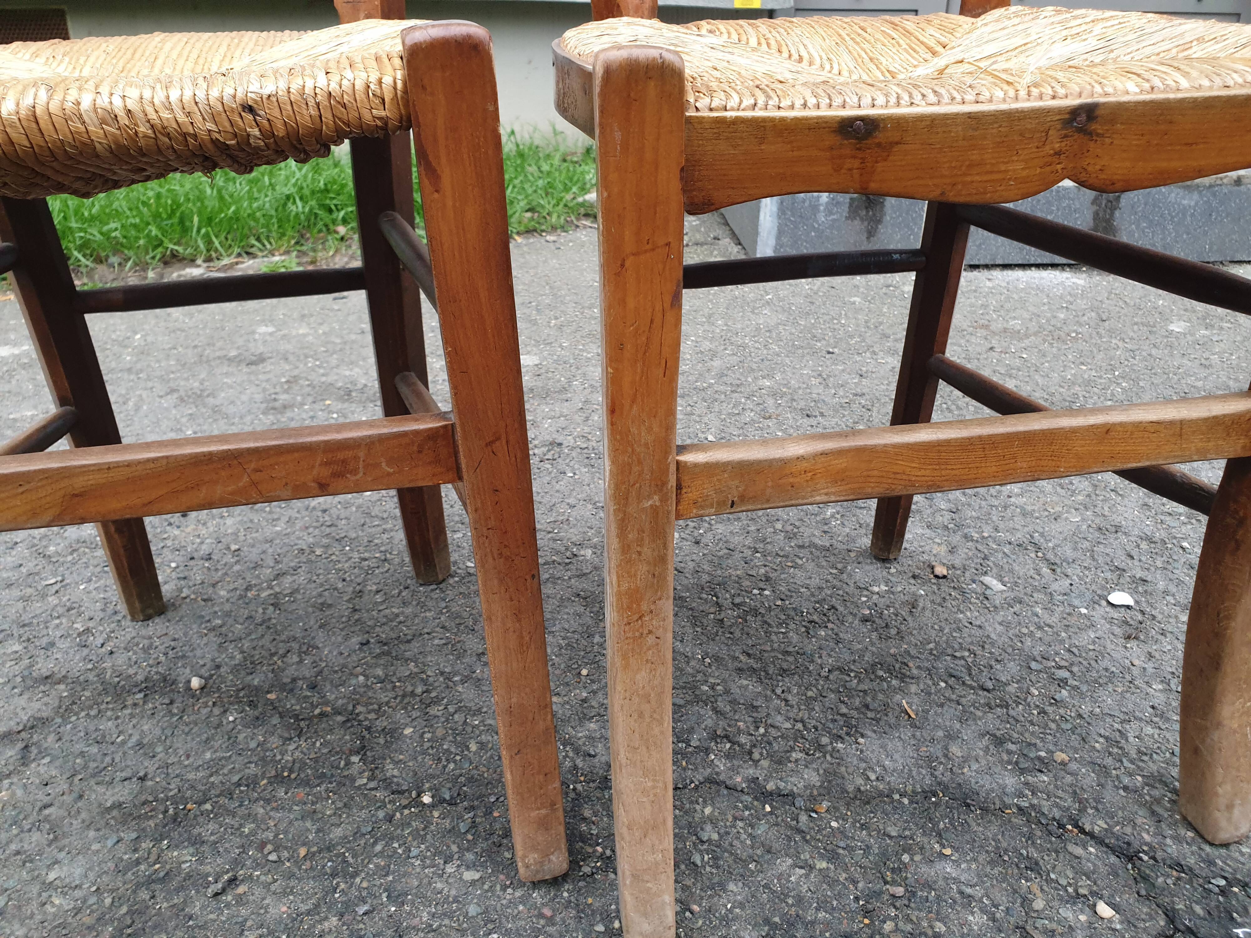 Pair of chairs paillé