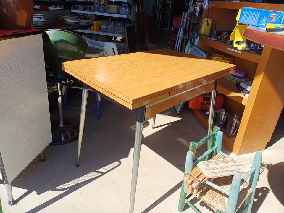 Vintage kitchen table "Supermatic"