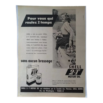 A Shell Vespa women's oil advertisement from a period magazine