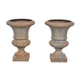 Paire de vases Médicis en fonte