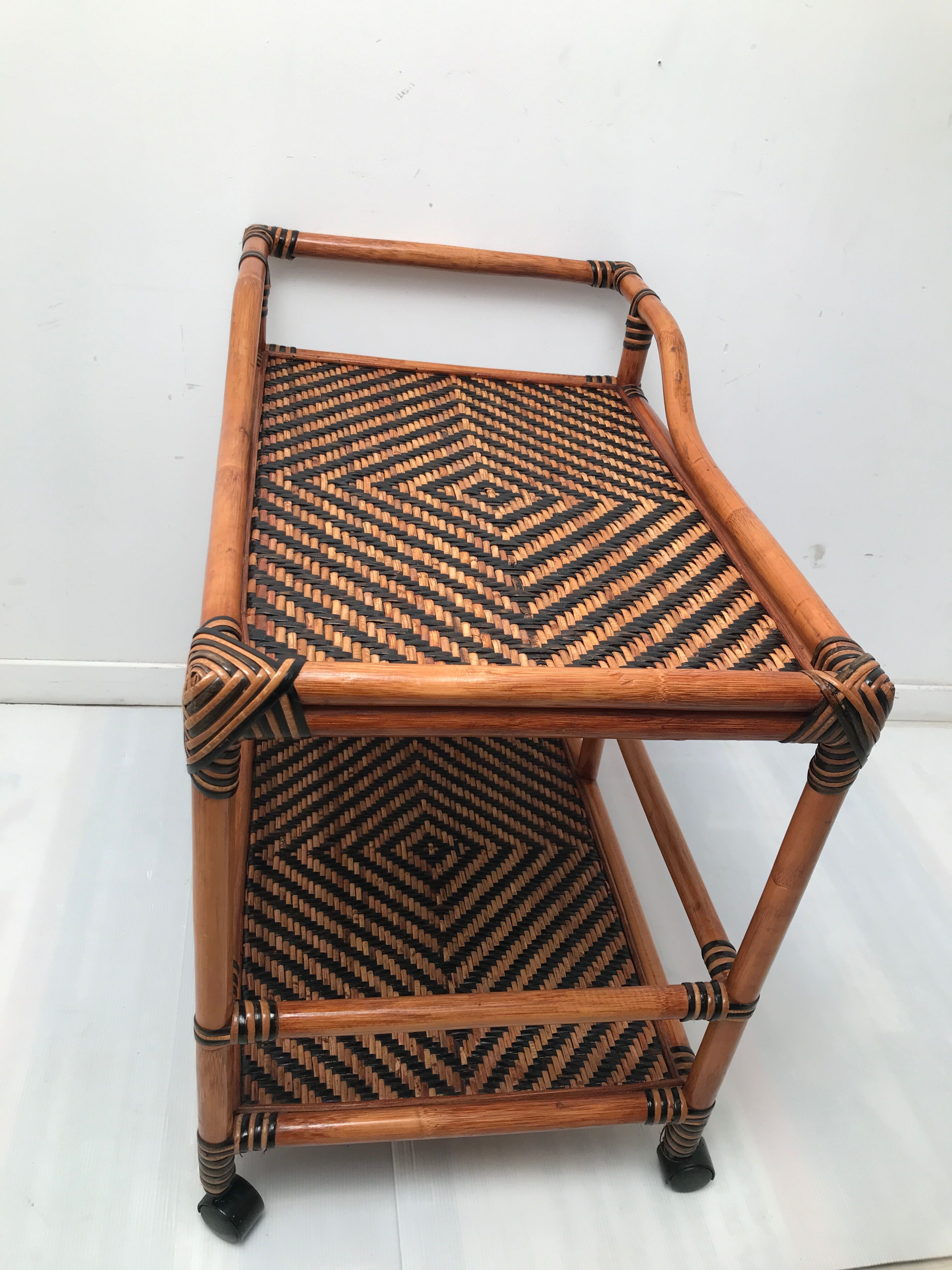 Dessert in rattan bamboo vintage cannage