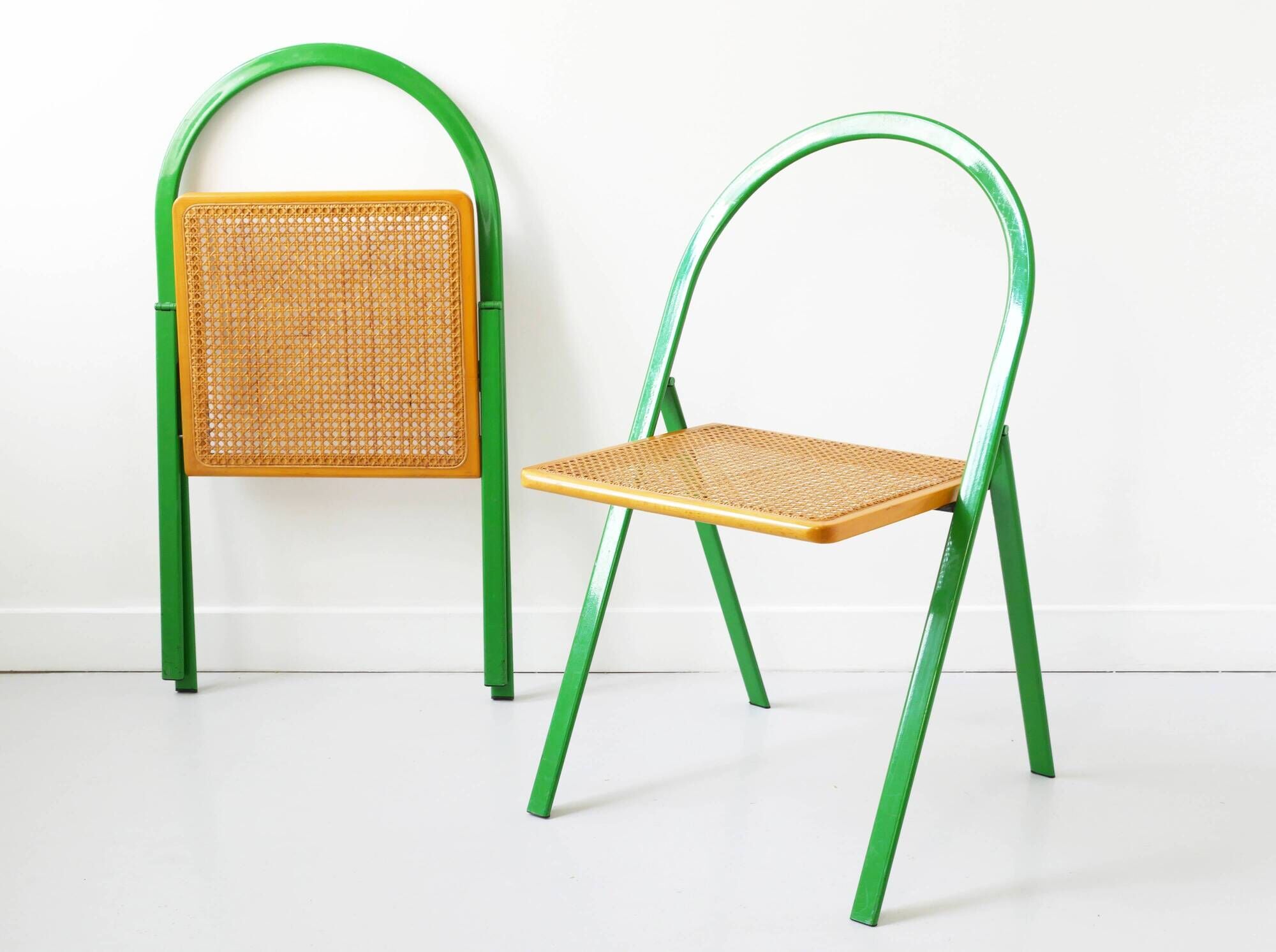 2 Chaises pliantes en cannage Giorgio Cattelan