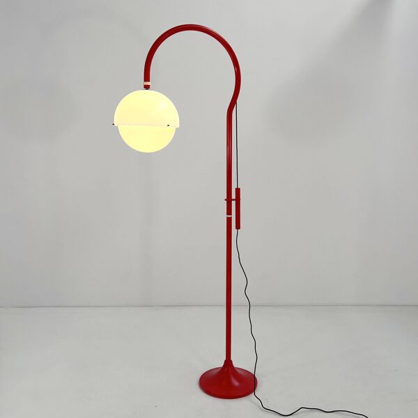 Lampadaire rouge modèle 4055 par Luigi Bandini Buti pour Kartell, 1960