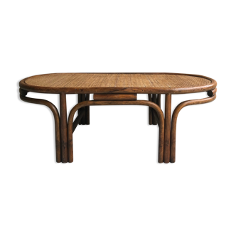 Oval rattan coffee table