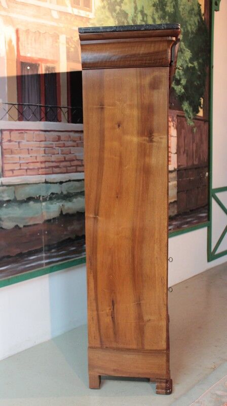 Secretary Louis Philippe in walnut, XIX