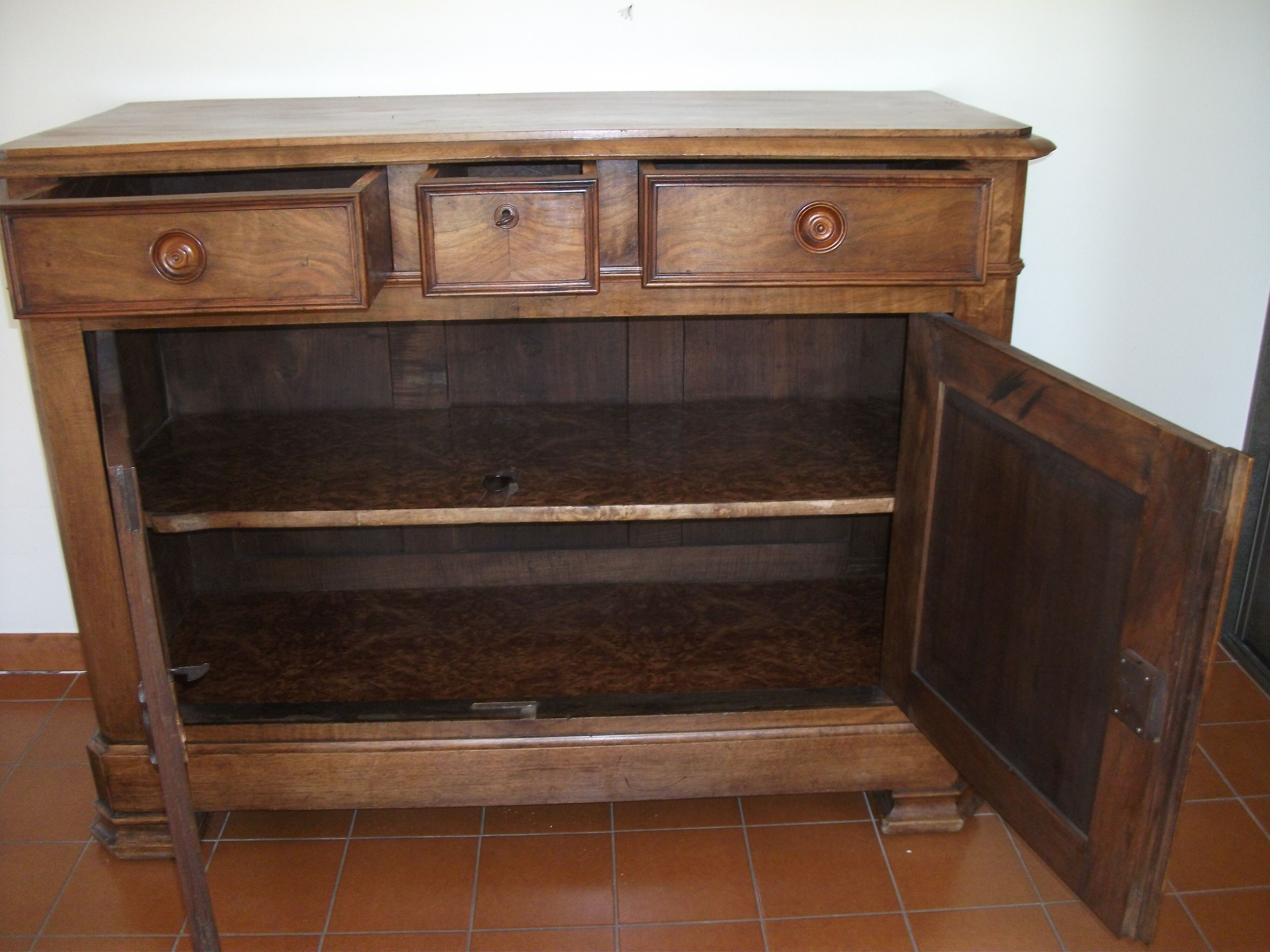 Buffet 2 doors 3 drawers