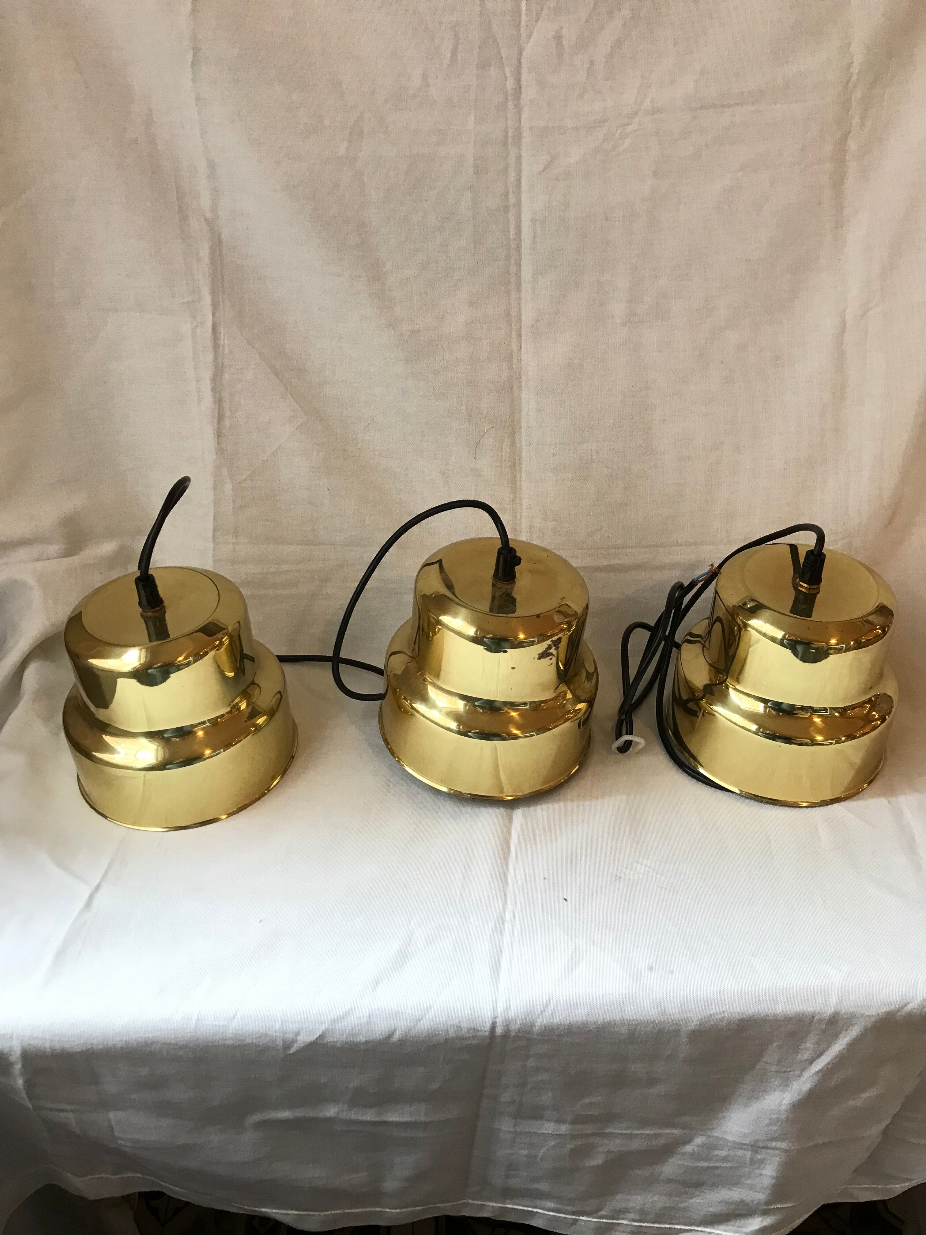 Scandinavian gold pendant lamp