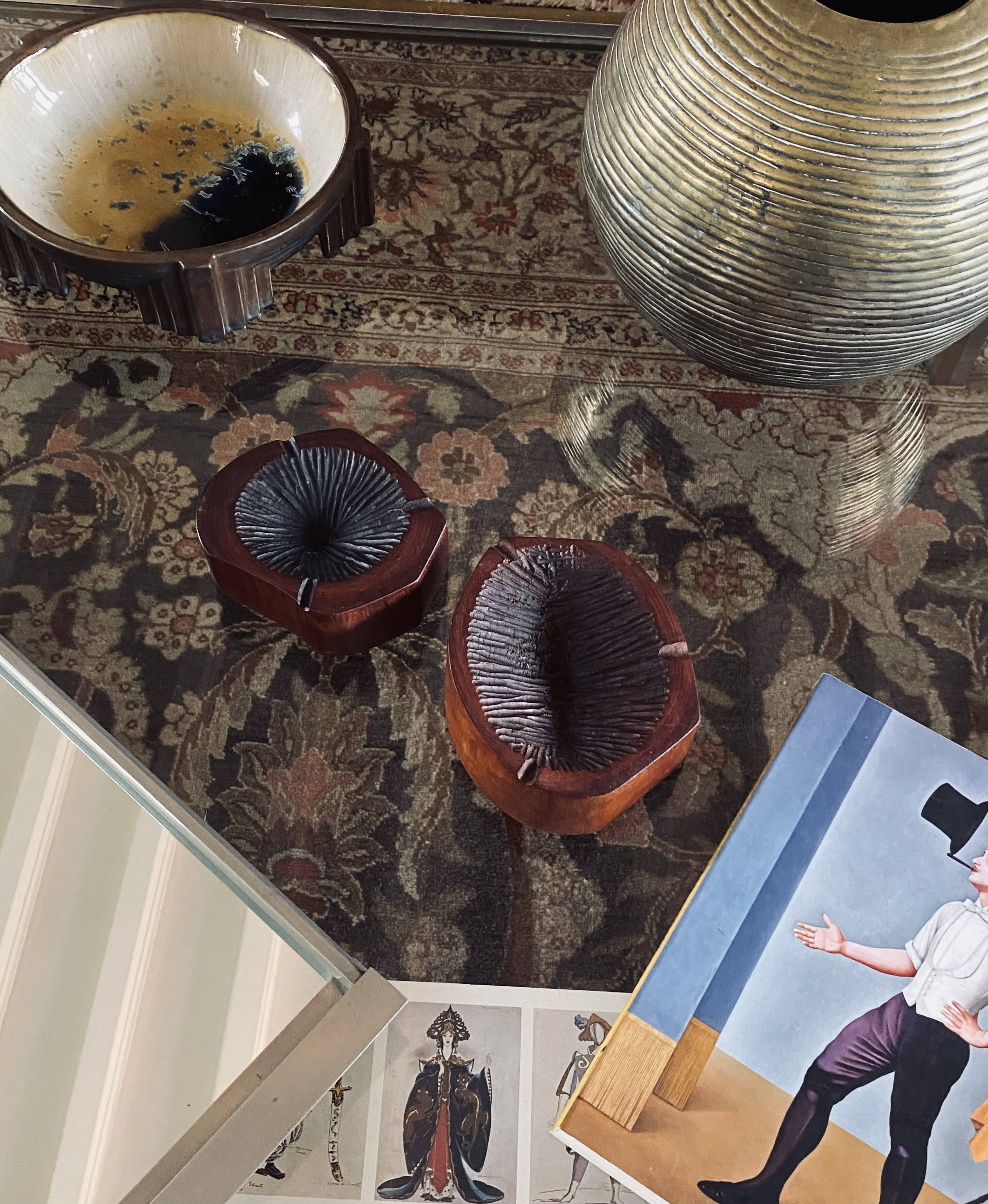 Organic modern set of 2 wood ashtrays, France 1970s
