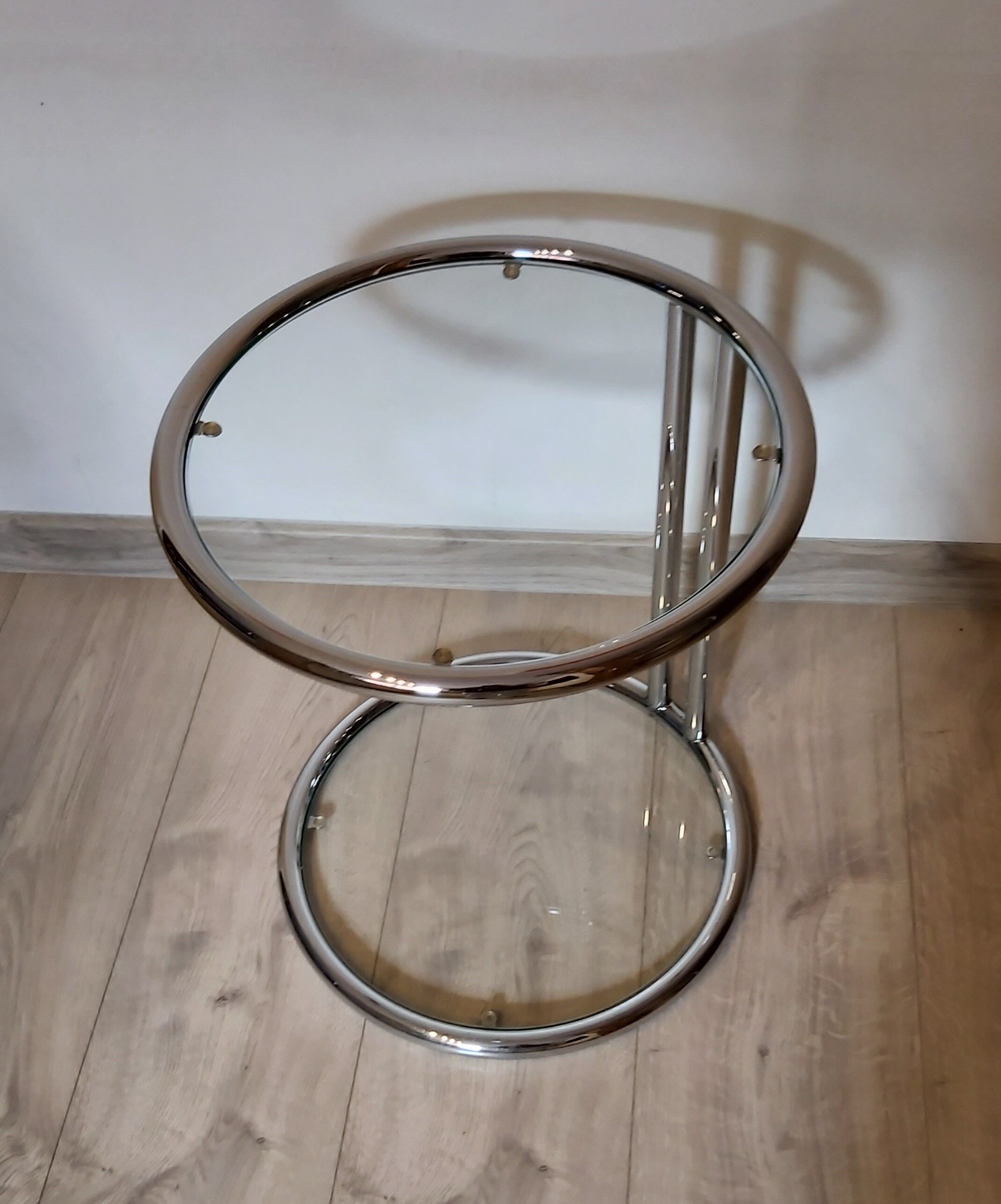 Table d’appoint années 1980