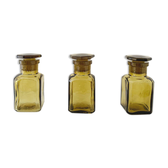 Set of 3 glass vials