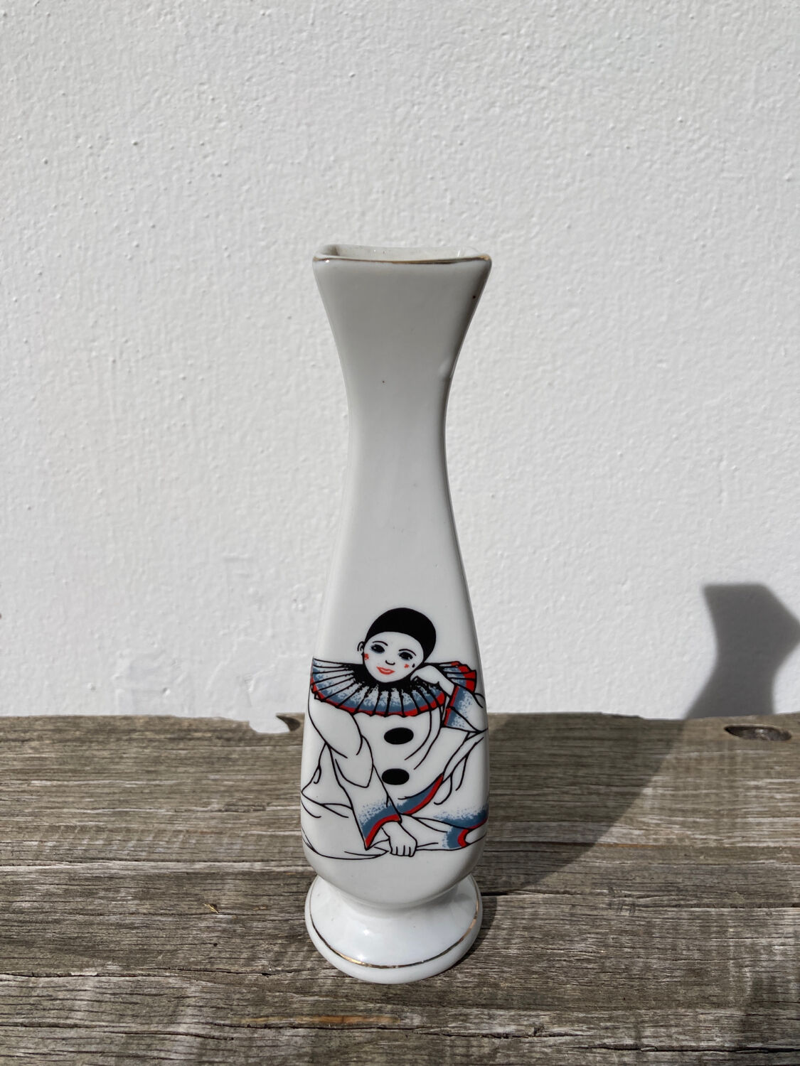 Petit vase blanc pierrot