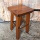 Ancien tabouret bois clair vintage