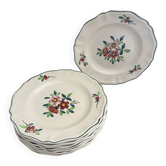 8 dinner plates