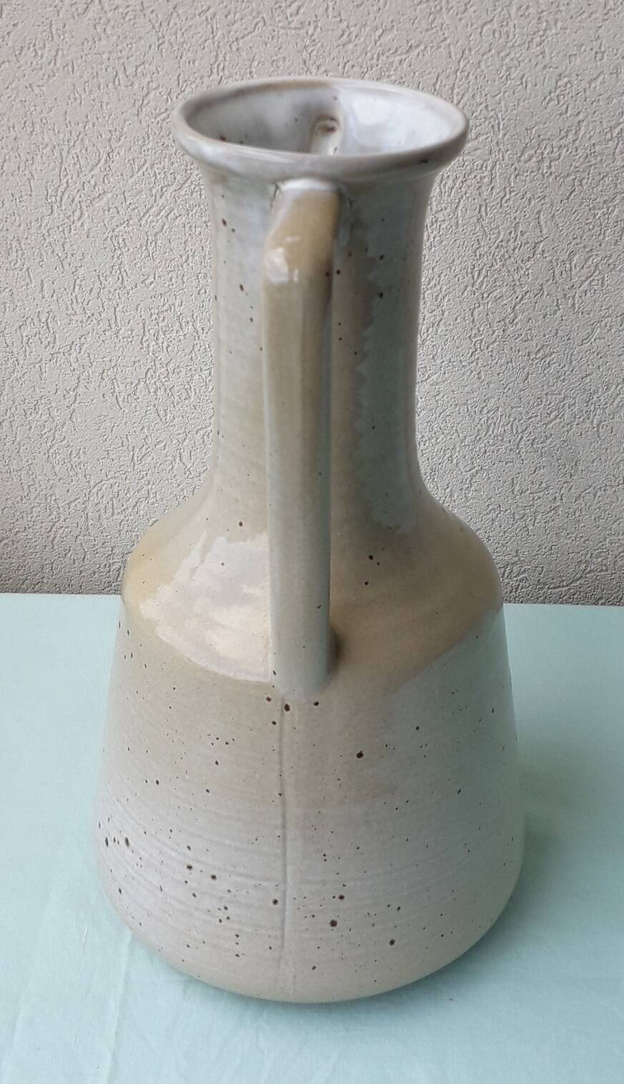 Ceramic vase