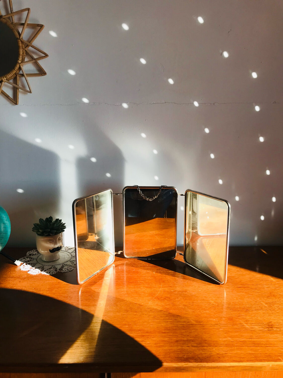 Triptych barber mirror