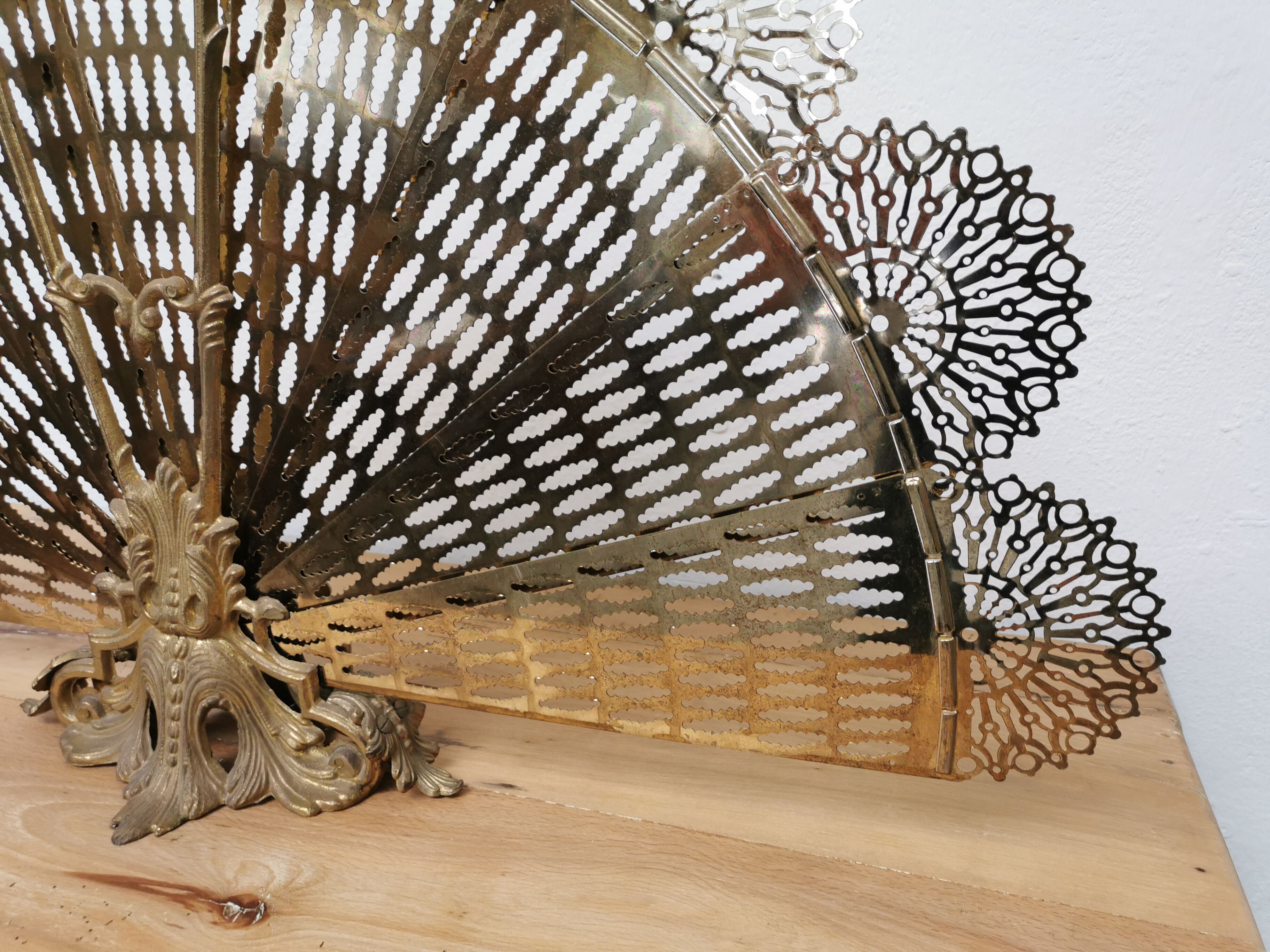 Fire firewall fan peacock bronze